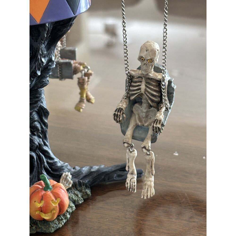 Dept 56 Halloween Village Accessory Swinging Ghoulies 2003 In Box Animated - Picture 4 of 8